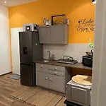 Grosses Loft In Direkt An Der U79, Naehe Hauptbahnhof アパート ドゥイスブルグ