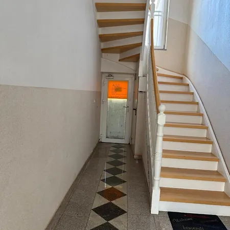 Großes Loft In Direkt An Der U79, Nähe Hauptbahnhof *