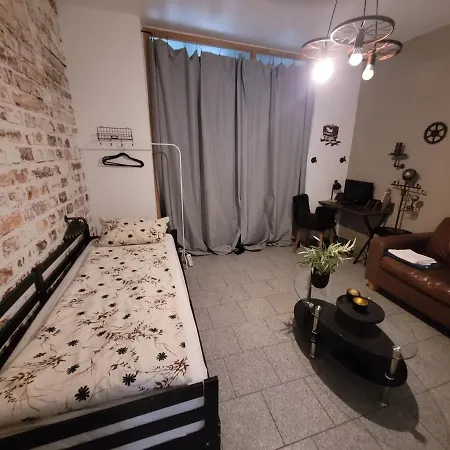 Grosses Loft In Direkt An Der U79, Naehe Hauptbahnhof Apartmán