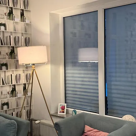Grosses Loft In Direkt An Der U79, Naehe Hauptbahnhof Apartmán *