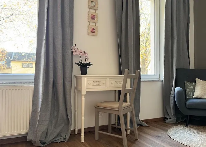 Grosses Loft In Direkt An Der U79, Naehe Hauptbahnhof Appartement