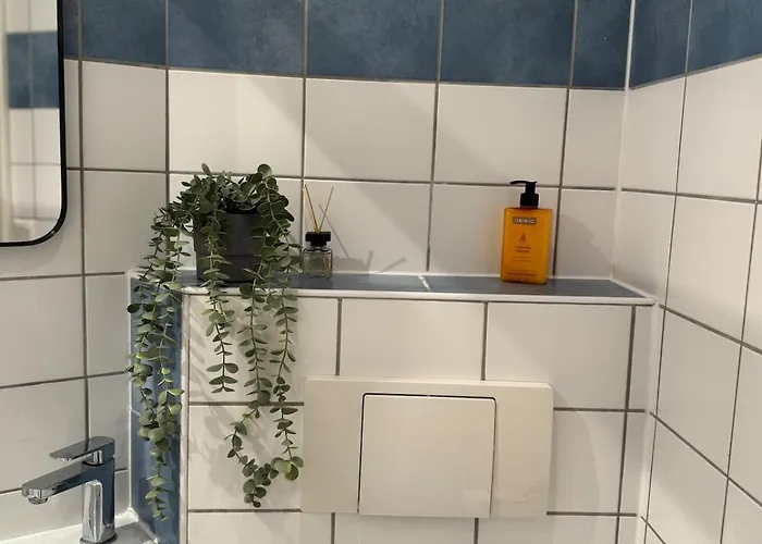 Grosses Loft In Direkt An Der U79, Naehe Hauptbahnhof *