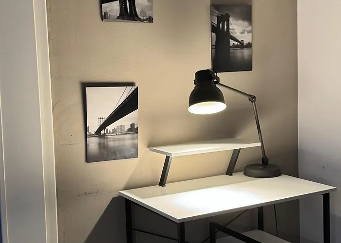 Appartement Grosses Loft In Direkt An Der U79, Naehe Hauptbahnhof *